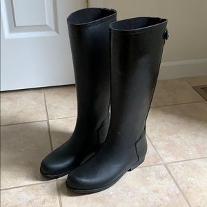 Jessica Simpson Black Rainboot